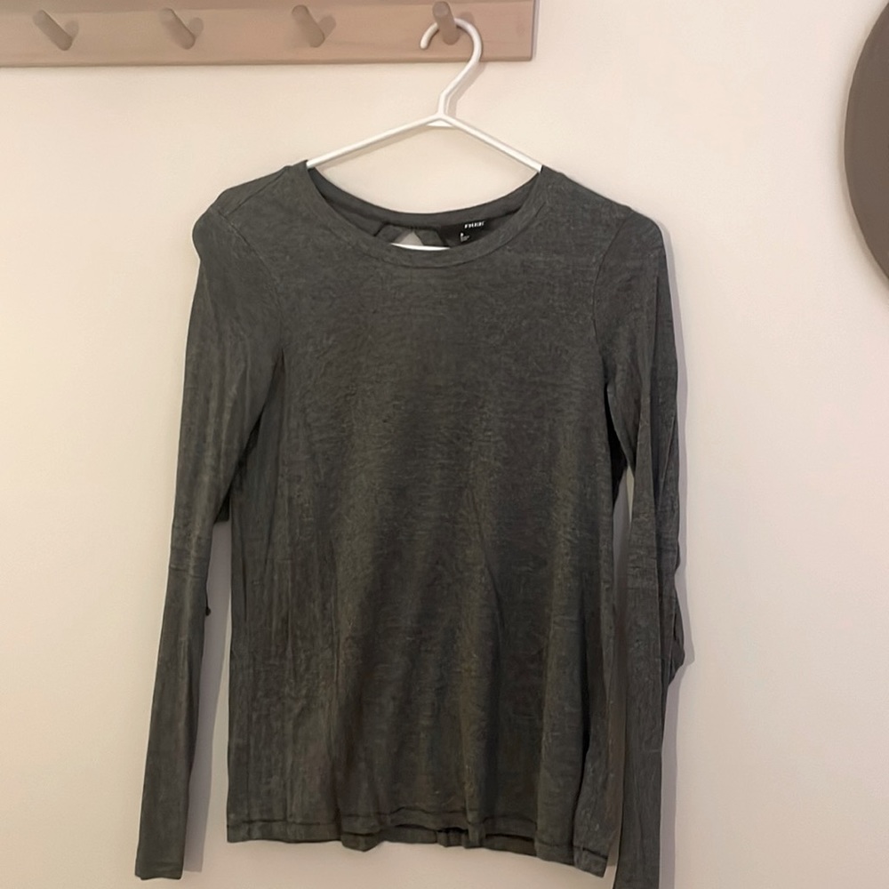Wilfred Free Long Sleeve W/ cute cut outs